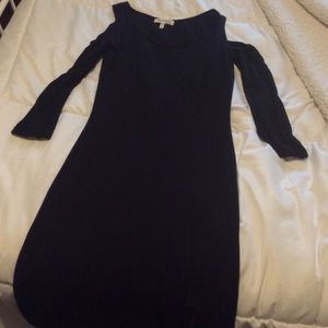 Colt shoulder, leg slit dress